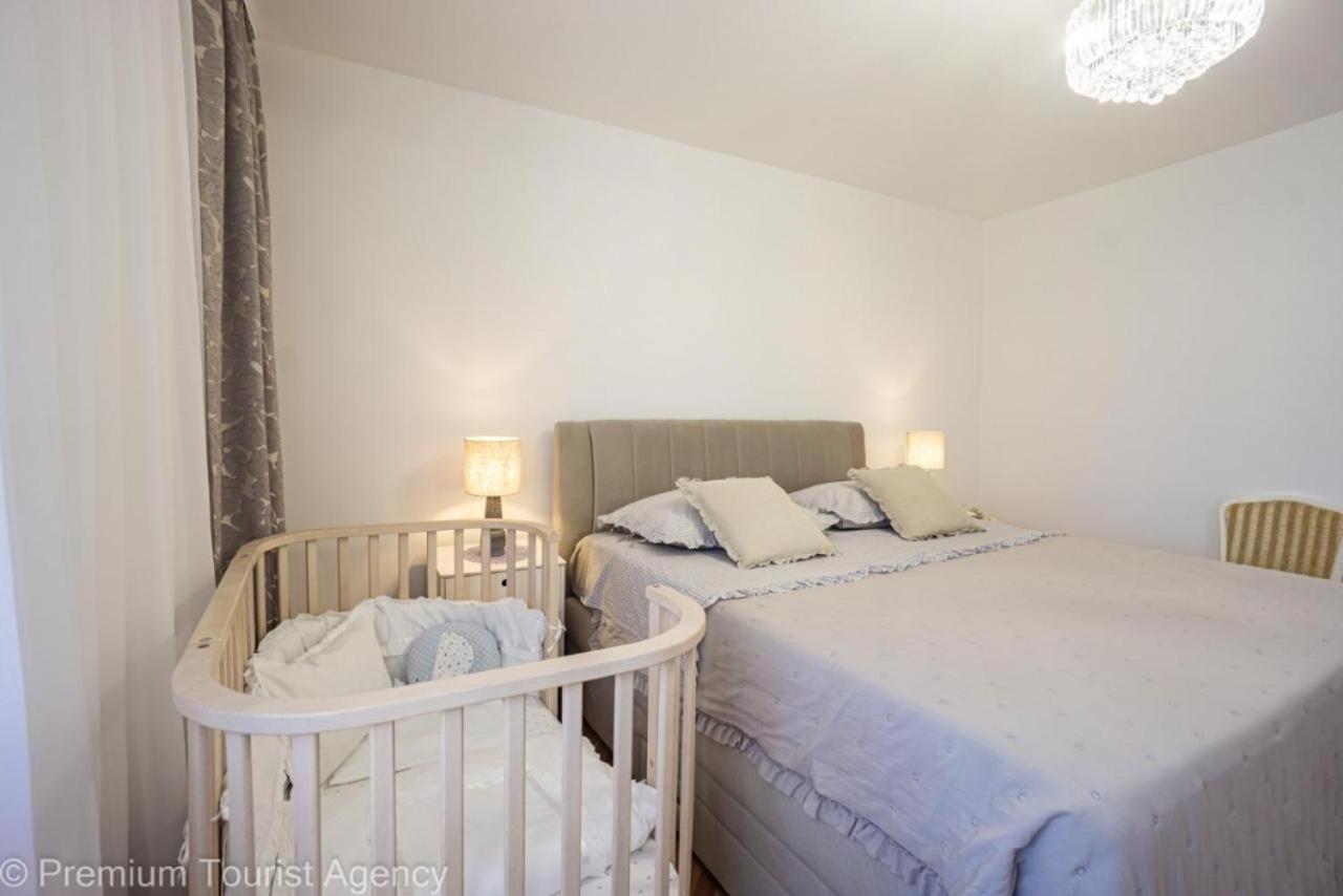 Sunset Apartment With Sea View Povljana Exterior foto